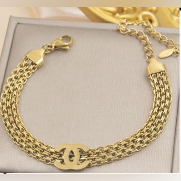 Jewelry - High Fashion Chain Stainless Steel Bracelet